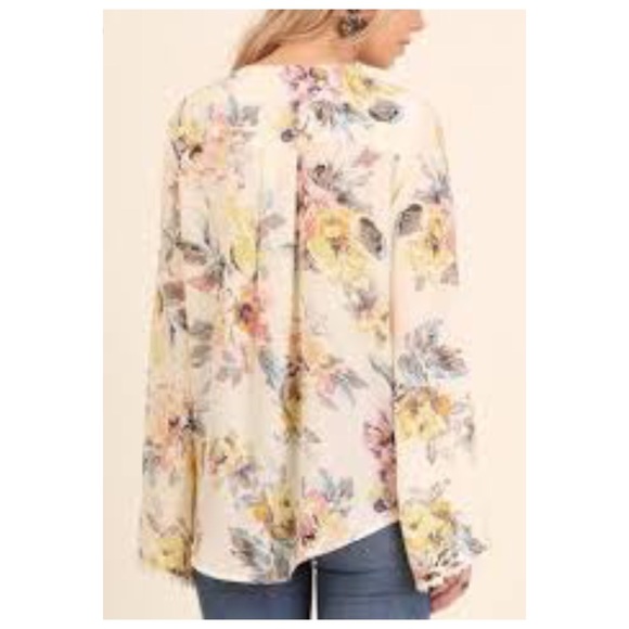 ❌SOLD❌€ Umgee Floral Bell Sleeve Tunic Blouse N16 - Picture 4 of 8